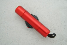 Молоток аварійний для розбиття скла із ремінним ножем, червоний