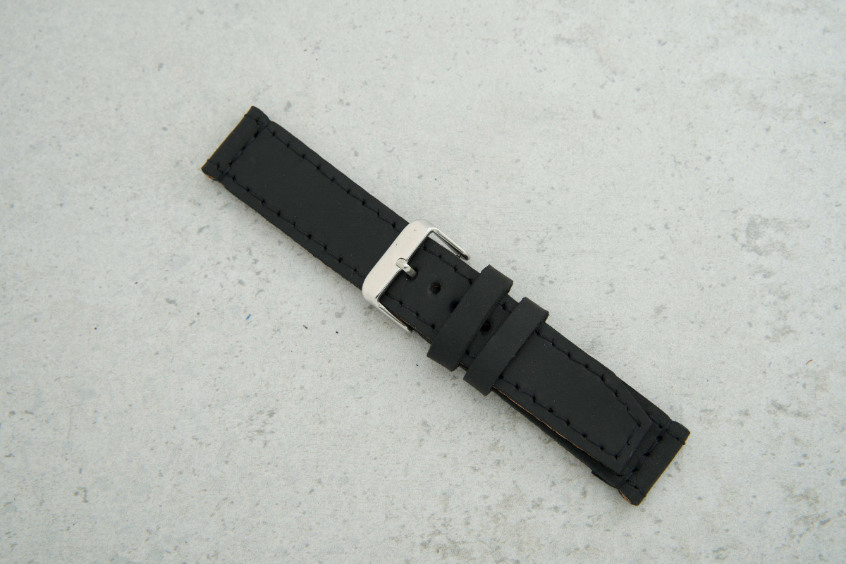 Ремінець 18мм чорний шкіряний