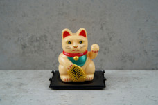 На щастя японский кіт Манекі Неко 6,5см бежевий (на сонячній батареї) 