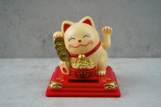 На гроші японский кіт Манекі Неко 8,5см бежевий (на сонячній батареї)