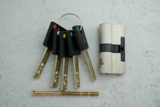 Циліндр SHERLOCK 60 30/30 НК ключ-ключ, посилений