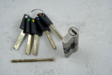 Циліндр SHERLOCK 80 40/40 НК ключ-ключ,посилений 