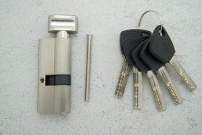 Циліндр KEDR M70 40Т/30 ключ-вороток універсальний