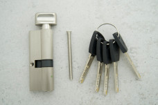 Циліндр KEDR М80 35/45Т ключ-вороток універсальний