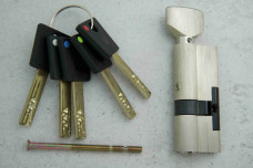 Циліндр SHERLOCK 75 (45Т/30) ключ-вороток