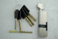 Циліндр SHERLOCK 90 55Т/35 НК ключ-вороток, посилений