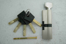 Циліндр SHERLOCK 100 55Т/45 ключ-ворот