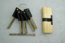 Циліндр SHERLOCK 80 40/40 НК ключ-ключ, золото