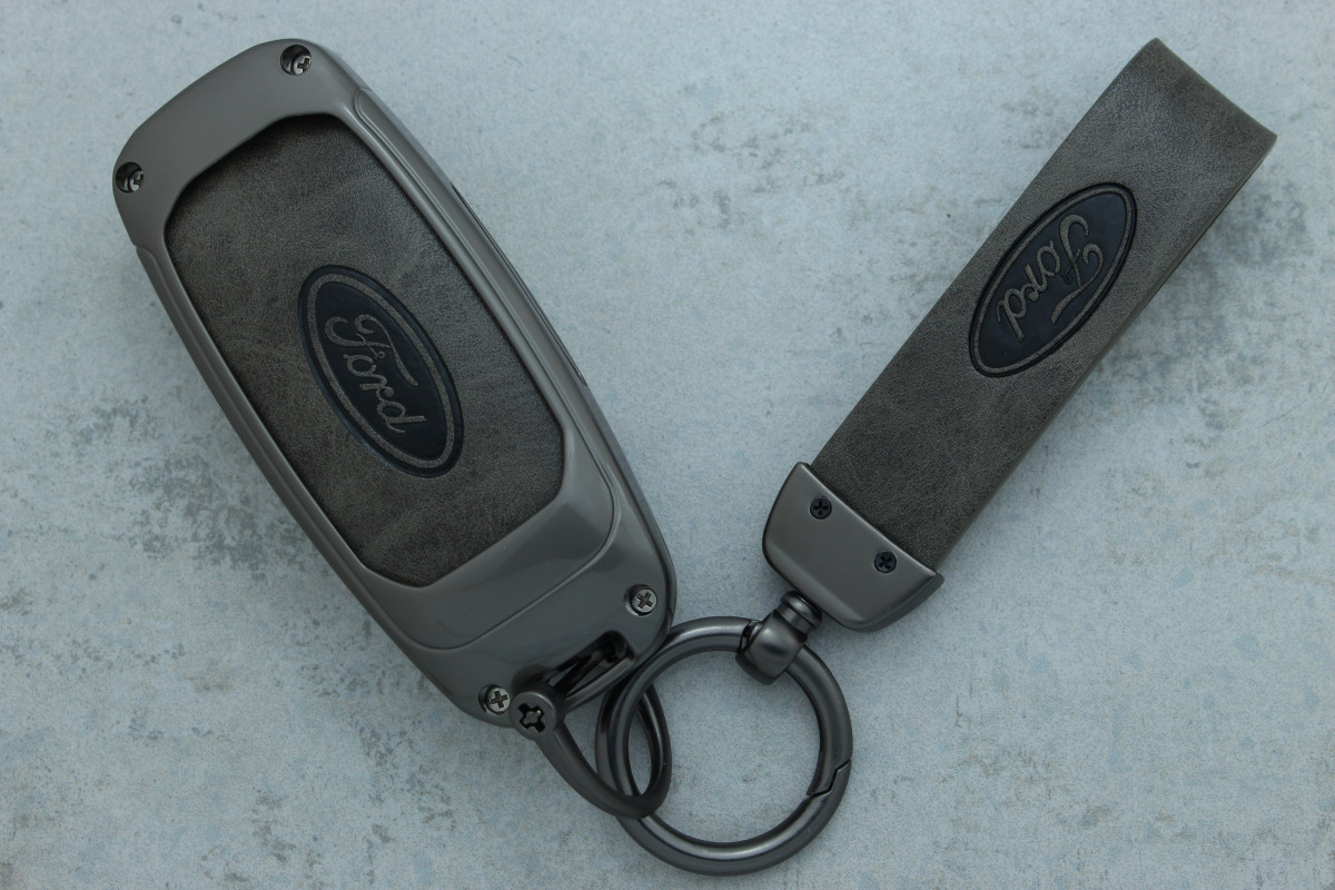 Чохол Ford сірий метал шкіра