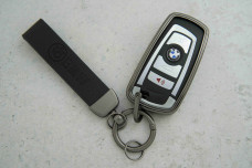 Чохол BMW чорний сірий метал шкіра, універсальний