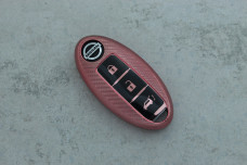 Чохол Nissan рожевий карбон поліуретан