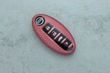 Чохол Nissan рожевий карбон поліуретан