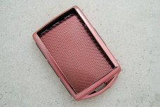 Чохол Volvo карбон рожевий поліуретан