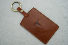 Чохол Tesla коричневий шкіра