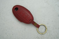 Чохол Nissan червоний шкіра