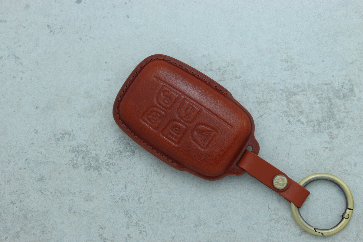 Чохол Land Rover коричневий