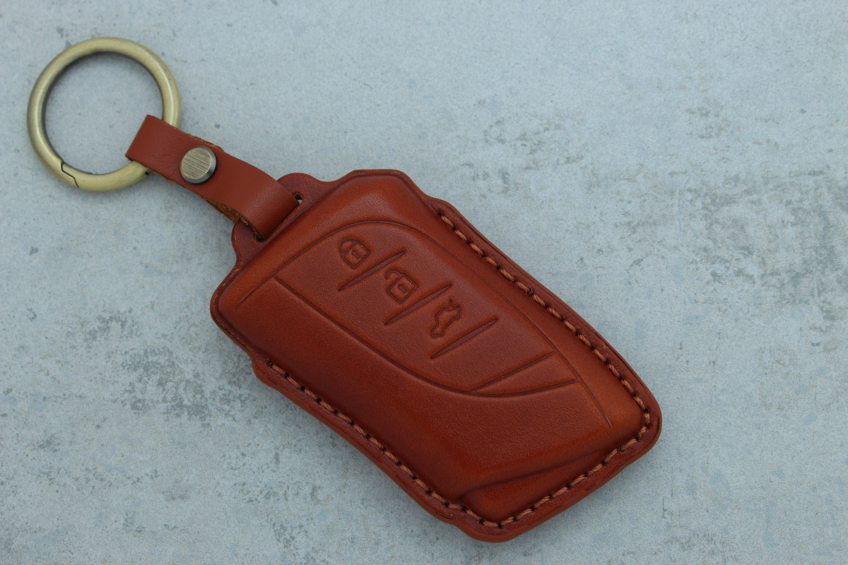 Чохол Lexus коричневий шкіра