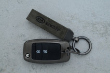 Чохол KIA сірий метал + шкіра, універсальний