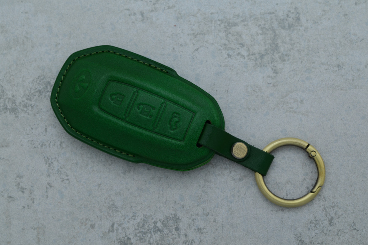 Чохол Infiniti зелений шкіра