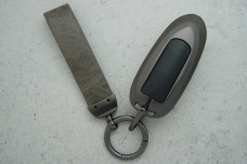 Чохол Nissan сіра шкіра + метал, універсальний