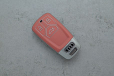 Чохол Audi рожевий