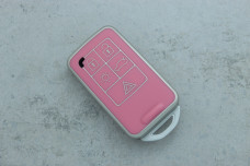 Чохол Volvo рожевий