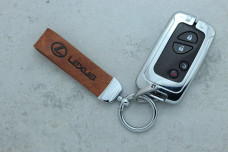 Чохол Lexus коричневий метал шкіра