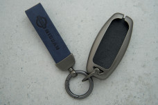 Чохол Nissan синій сірий шкіра + метал, універсальний