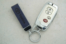 Чохол Toyota синій метал шкіра універсальний