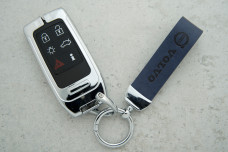 Чохол Volvo синій метал + шкіра, універсальний