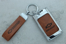 Чохол Chevrolet коричневий метал шкіра універсальний