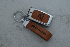 Чохол Citroen коричневий метал шкіра універсальний