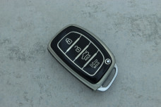 Чохол Hyundai чорний поліуретан