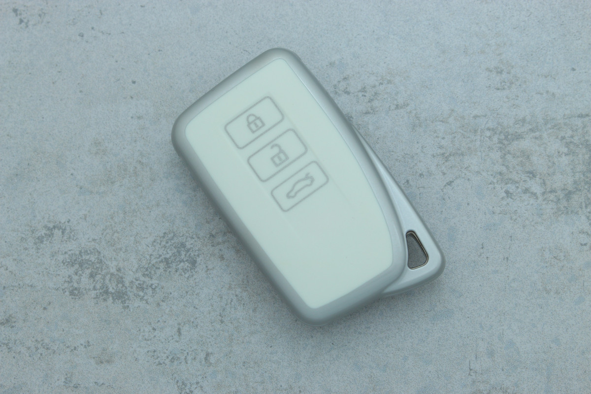 Чохол Lexus білий поліуретан