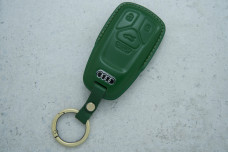 Чохол Audi зелений шкіра
