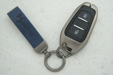 Чохол Citroen графітовий метал синя шкіра універсальний