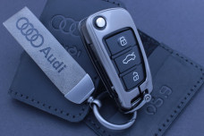 Чохол Audi метал + шкіра