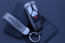 Чохол Audi метал + шкіра