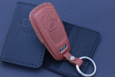 Чохол Audi коричневий шкіра