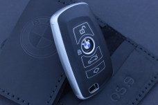 Чохол BMW матовий чорний срібло