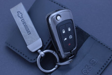 Чохол Chevrolet метал + шкіра