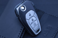 Чохол Chevrolet срібло фактура шкіри
