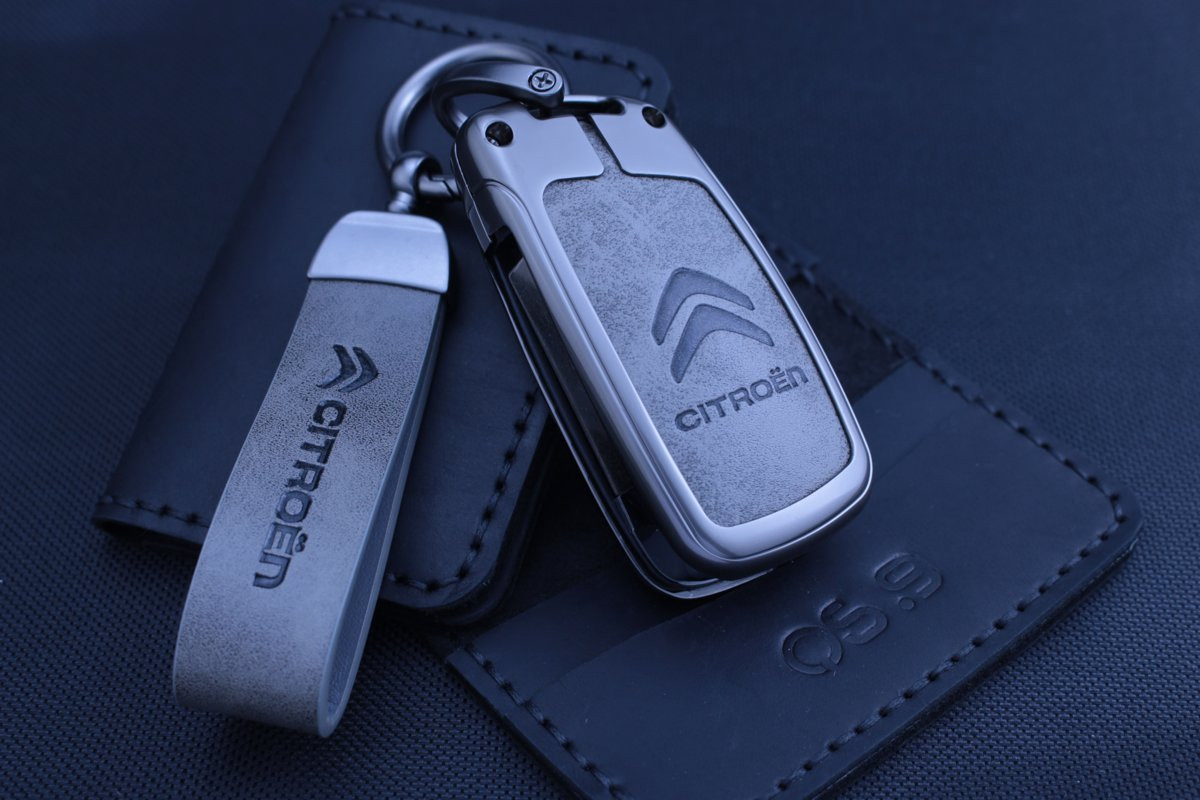 Чохол Citroen метал + шкіра