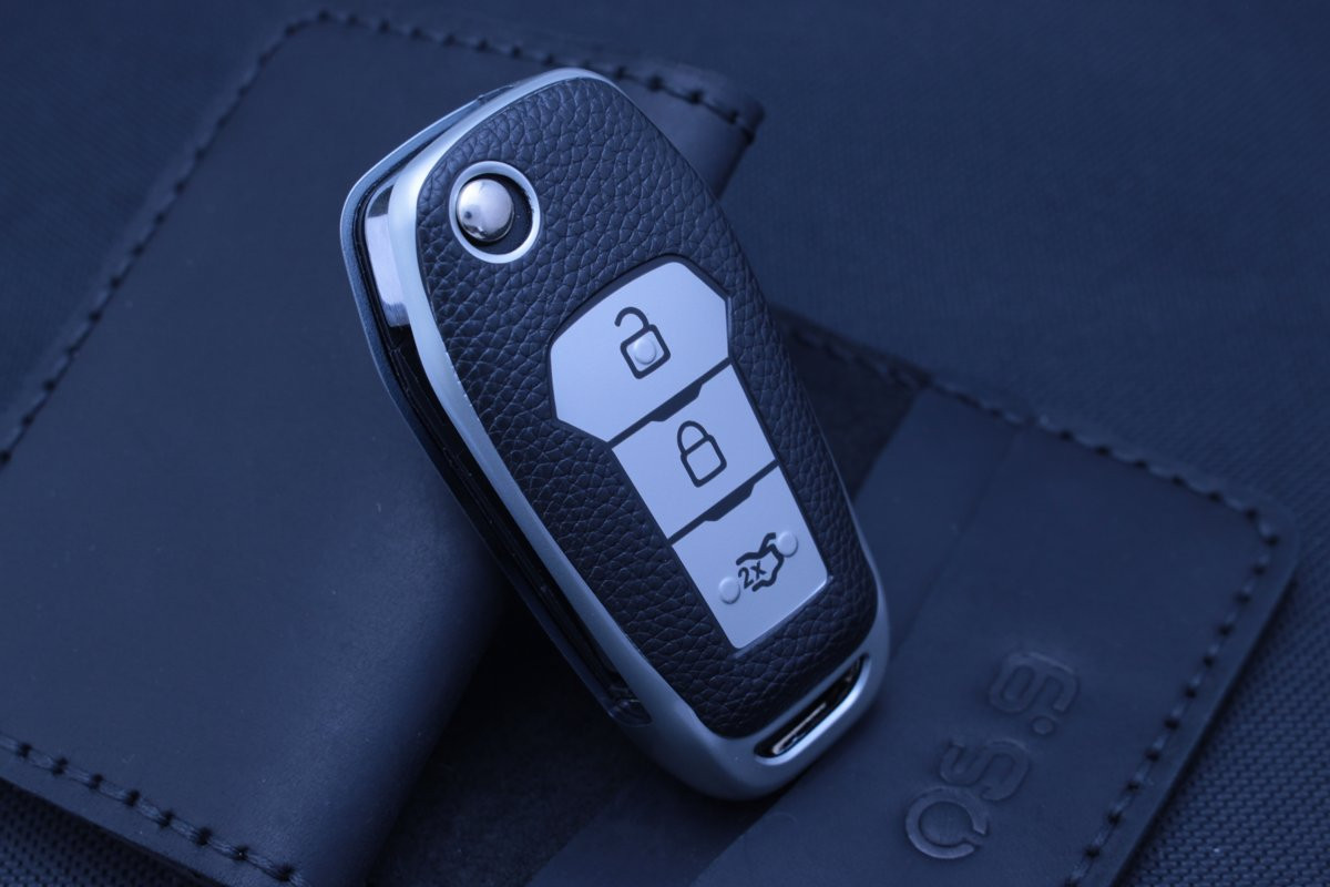 Чохол Ford срібло фактура шкіри