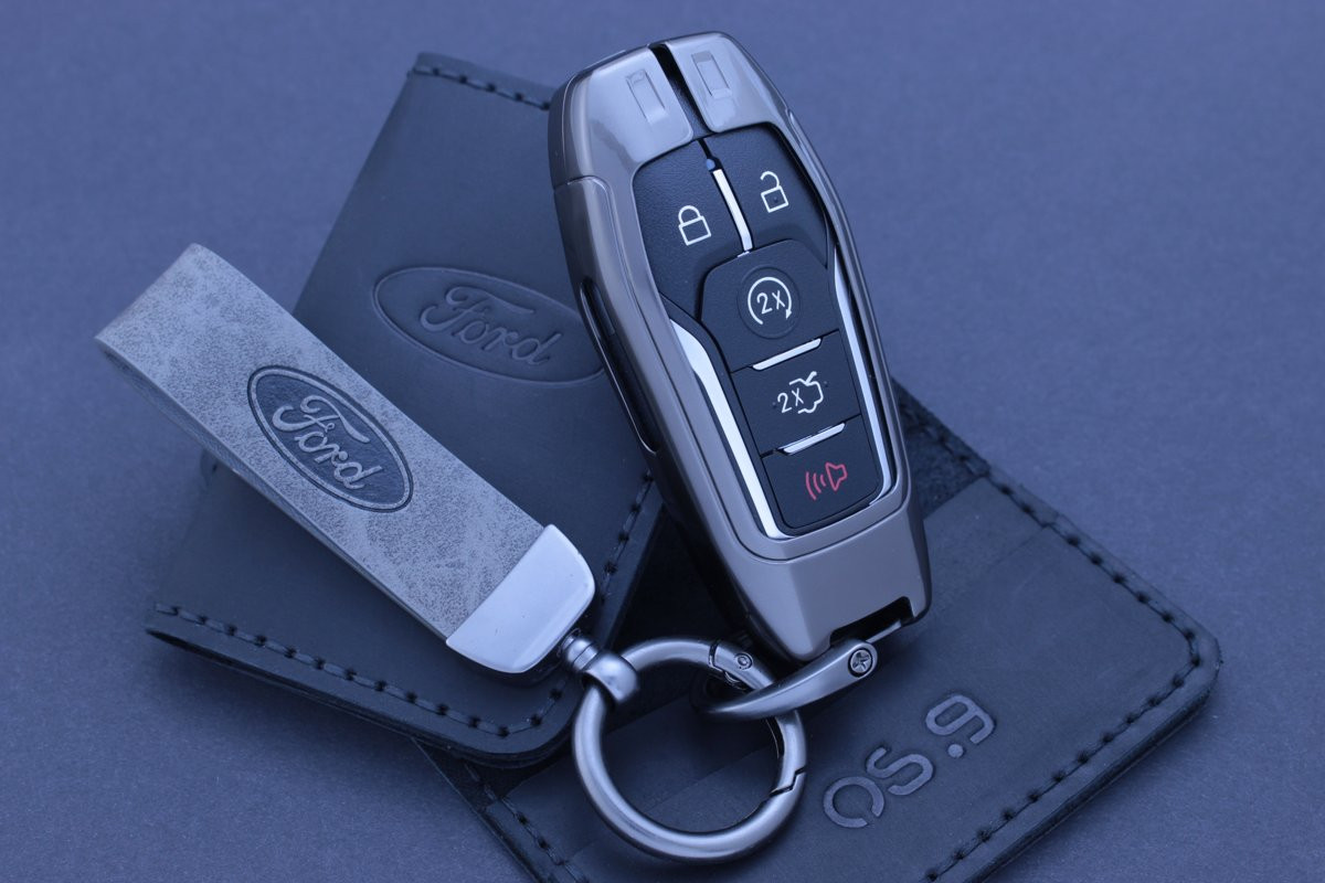 Чохол Ford метал + шкіра