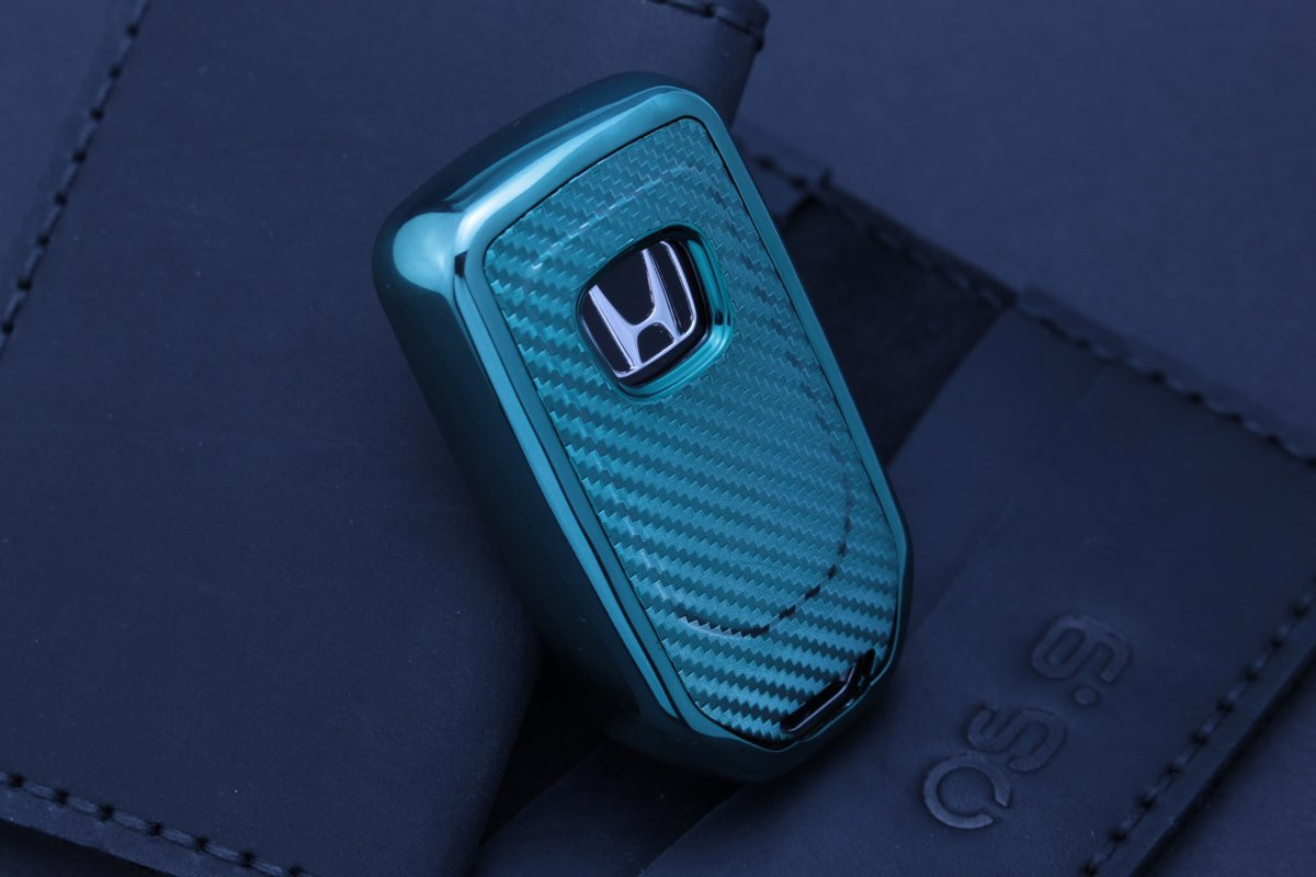 Чохол Honda carbon зелений універсальний