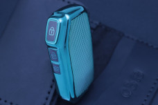 Чохол KIA carbon зелений