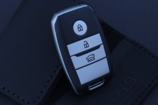 Чохол Kia срібло фактура шкіри