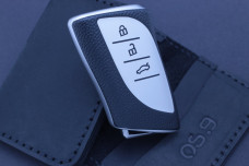 Чохол Lexus срібло фактура шкіри