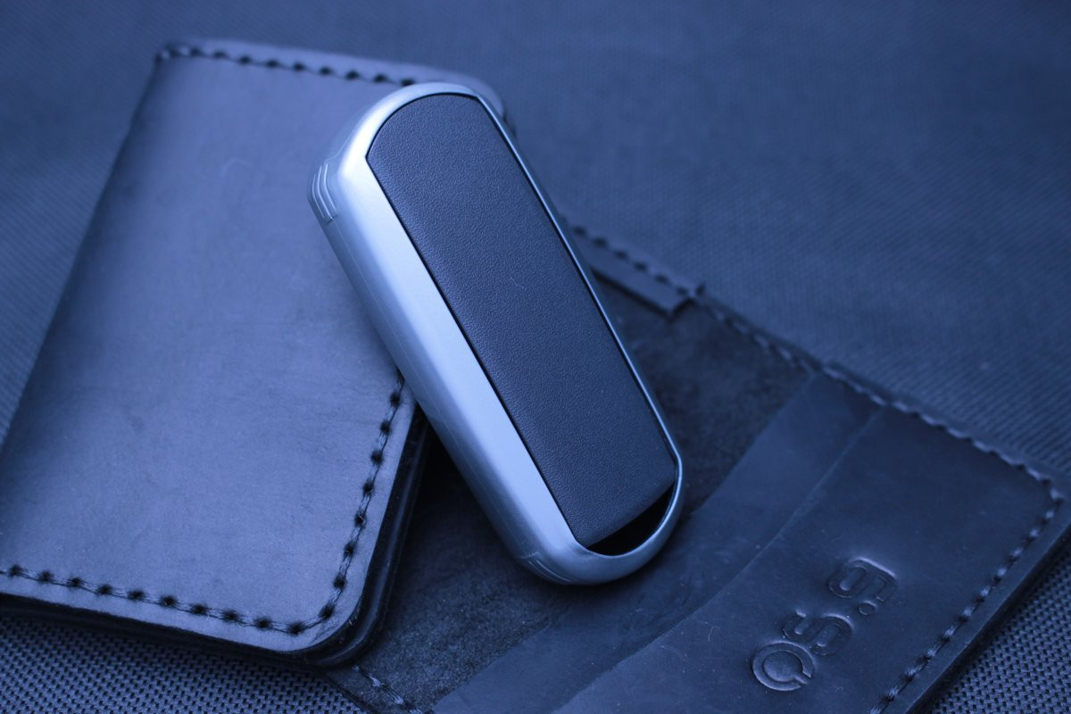 Чохол Mazda матовий чорний срібло